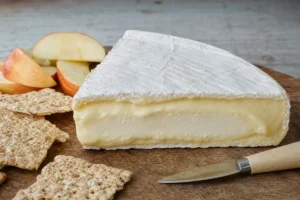 Bloomy-rind Baron Bigod-style cheese wedge with creamy breakdown - Baron Bigod | KnowTheCheese